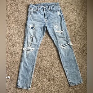 Men’s AE ripped jeans